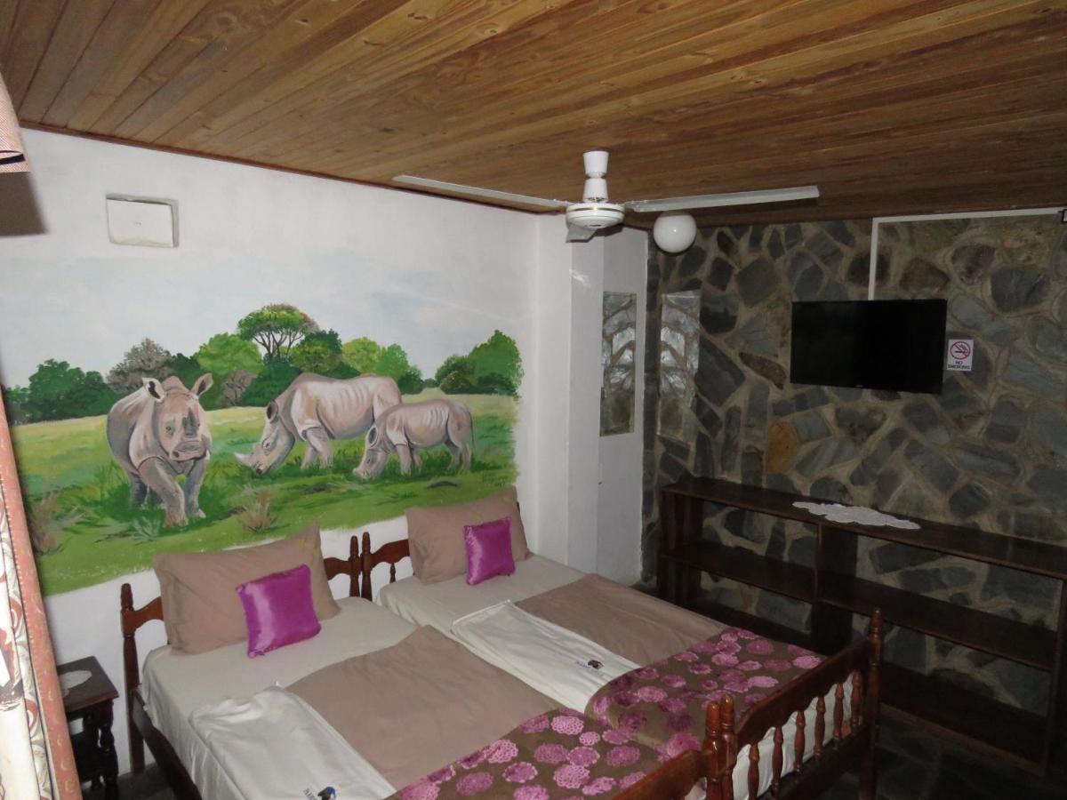 Parrot Lodge Bulawayo Exterior foto